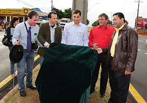 Barbosa Neto entrega recuperação asfáltica da Saul Elkind Barbosa Neto entrega recuperação asfáltica da Saul Elkind