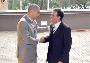 Prefeito participa da inauguração do EcoMercado Palhano Prefeito participa da inauguração do EcoMercado Palhano