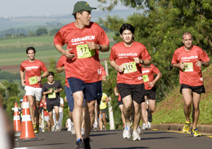 Prefeito completa a prova do Catuaí Run em 37’46”