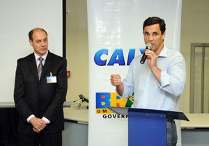 O prefeito Barbosa Neto agradeceu a todos os funcionários da Caixa Econômica pela parceira com o programa