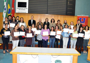 O Projeto de Formação de Mão de Obra Profissional é realizado em parceria com a Unopar e capacitou 22 mulheres como camareira