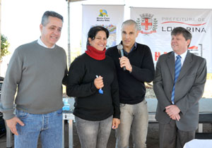 Barbosa Neto entrega 21 casas na região oeste de Londrina