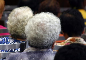 Serão apresentados os dados do comportamento dos idosos no trânsito e a entrega do prêmio do concurso realizado pela TCGL Serão apresentados os dados do comportamento dos idosos no trânsito e a entrega do prêmio do concurso realizado pela TCGL