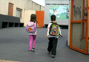 Alunos da rede municipal voltam às aulas na quinta-feira