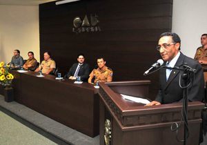 Os profissionais foram qualificados para dar aulas sobre o combate às drogas e atuarão nas questões relacionadas ao programa “Crack, é possível vencer Os profissionais foram qualificados para dar aulas sobre o combate às drogas e atuarão nas questões relacionadas ao programa “Crack, é possível vencer