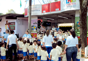 CMTU faz atividades de educação para o trânsito na Exposição