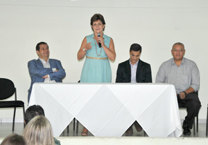 Barbosa Neto participa de encontro com diretores e professores