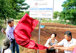 Prefeito inaugura 1ª horta totalmente sustentável