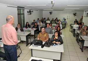 Representantes da Secretaria de Estado da Justiça, Cidadania e Direitos Humanos estiveram na cidade para ministrar um workshop