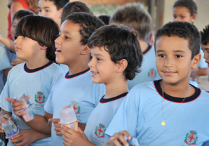 Segunda-feira(10) a comunidade escolar se reunirá em Conferências Livres para estudar o documento de referência da CONAE; não haverá aulas neste dia