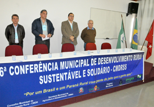 Encontro debate ações para o desenvolvimento socioeconômico e ambiental, agricultura familiar, e gestão e participação social no campo