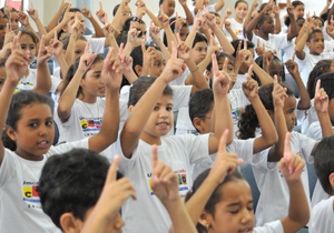 “Um canto em cada canto” está em sua 12ª edição e já atendeu cerca de 7.000 crianças de todas as regiões da cidade