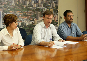 Documento leva em consideração o Código Florestal Brasileiro, Código de Posturas e o Plano Diretor