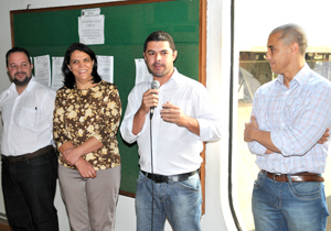 Servidores foram brindados com coffee break; solenidade finalizou comemorações ao Dia dos Pais realizadas ao longo desta semana