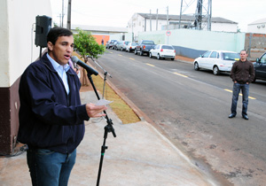 Além da Dalva de Oliveira, a cidade inteira está recebendo  um dos maiores programas de asfalto 