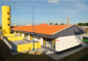 Prefeito entrega CMEI Water Okano Prefeito entrega CMEI Water Okano