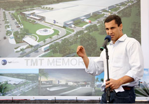 Município entrega terreno à TMT Memory Group