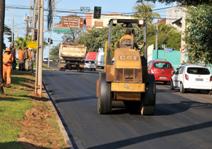 Prefeitura realiza recuperação asfáltica na região central