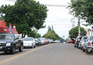 Município revitaliza e duplica avenida Maringá 