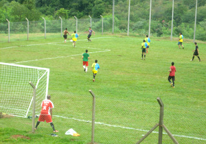 Jardim Tarobá ganhou campo de futebol Murilo Zamboni