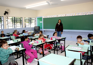 Escola Carlos da Costa Branco recebe reforma e ampliação