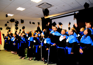 Servidores de Londrina concluem curso superior do IFPR