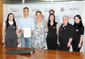 coordenadora do Sine, Neiva Vieira, acredita em um número ainda superior. “A nossa meta é semelhante a do prefeito, 100% de conclusão. Ou seja, queremos ver todos no mercado de trabalho, com carteira assinada e atendendo toda demanda da cidade. Não tenho dúvida de que serão excelentes profissionais”, disse.   