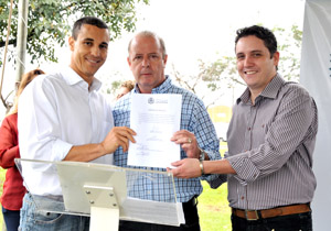 Com área total de aproximadamente 2.500m², terminal deve atender 15 mil pessoas diariamente Com área total de aproximadamente 2.500m², terminal deve atender 15 mil pessoas diariamente