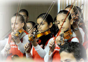 Comemoração marca lançamento de documentário e realização de um concerto musical