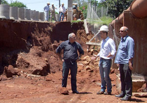 Obra para recuperar transposição na barragem será custeada com recursos do próprio município