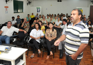 Agentes de endemias realizaram levantamento de 213.722 imóveis da cidade; na reunião também foi divulgado o novo Liraa