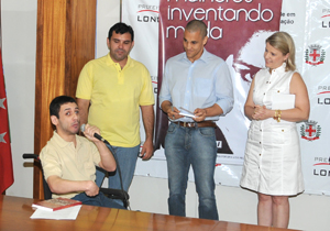 Coletiva Livro