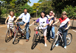 Prefeito e secretários participam do “Dia Mundial sem carro” Prefeito e secretários participam do “Dia Mundial sem carro”